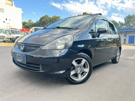 HONDA FIT 1.4 LX 8V FLEX 4P MANUAL HONDA FIT 1.4 LX 8V FLEX 4P MANUAL